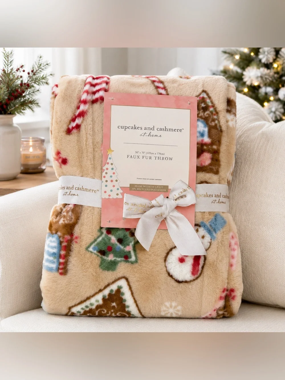 Cupcakes & Cashmere Viral Gingerbread Christmas Faux Fur Throw NWT 50x70.